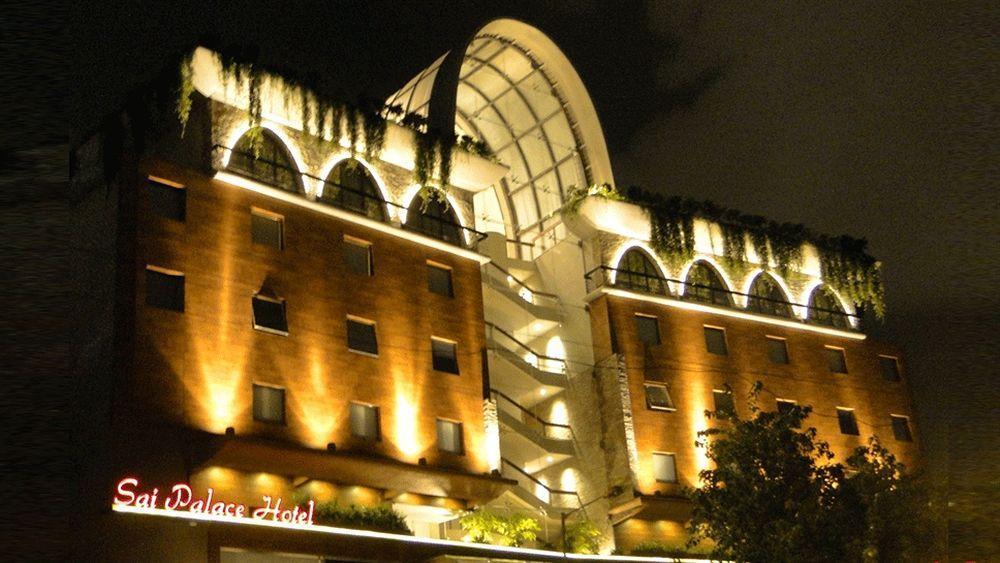Sai Palace Hotel Mumbai  Buitenkant foto